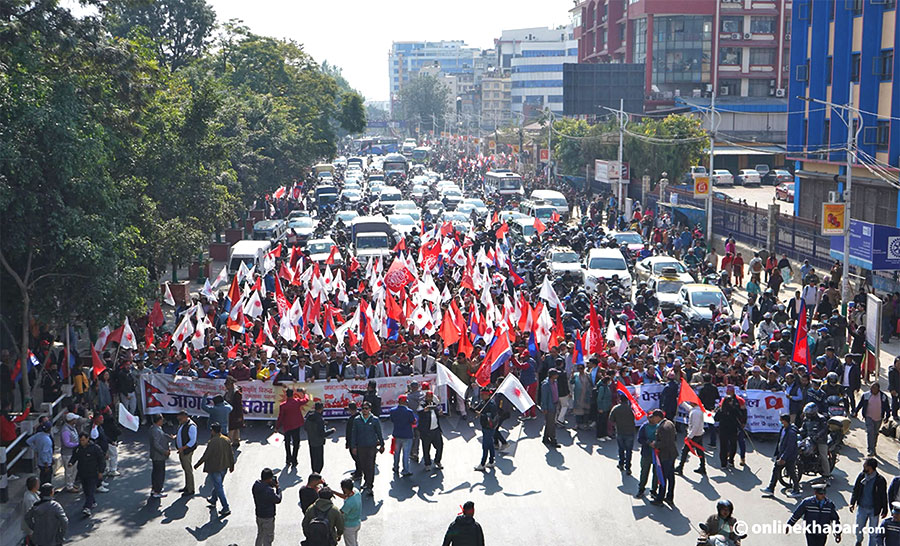 १५ जेठमा सडक कब्जा गरेर एमालेले गणतन्त्र ‘जोगाइदिने’ रे  !