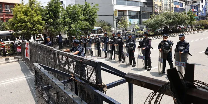 भोलिका लागि ३ हजार प्रहरी स्ट्याण्डबाई राखियाे