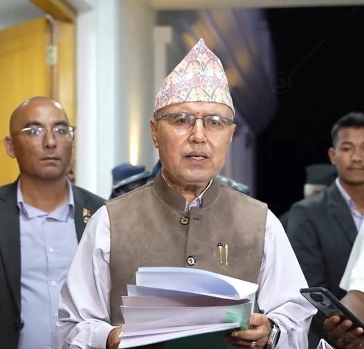 अर्थमन्त्रीलाई इमेल मार्फत् ६ घण्टामै १६६ गुनासो प्राप्त