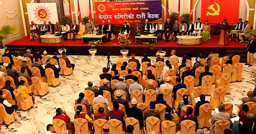 विद्याको सदस्यता खोल्न र ओलीलाई मार्ग प्रशस्त गर्न एमाले बैठकमा सुझाव